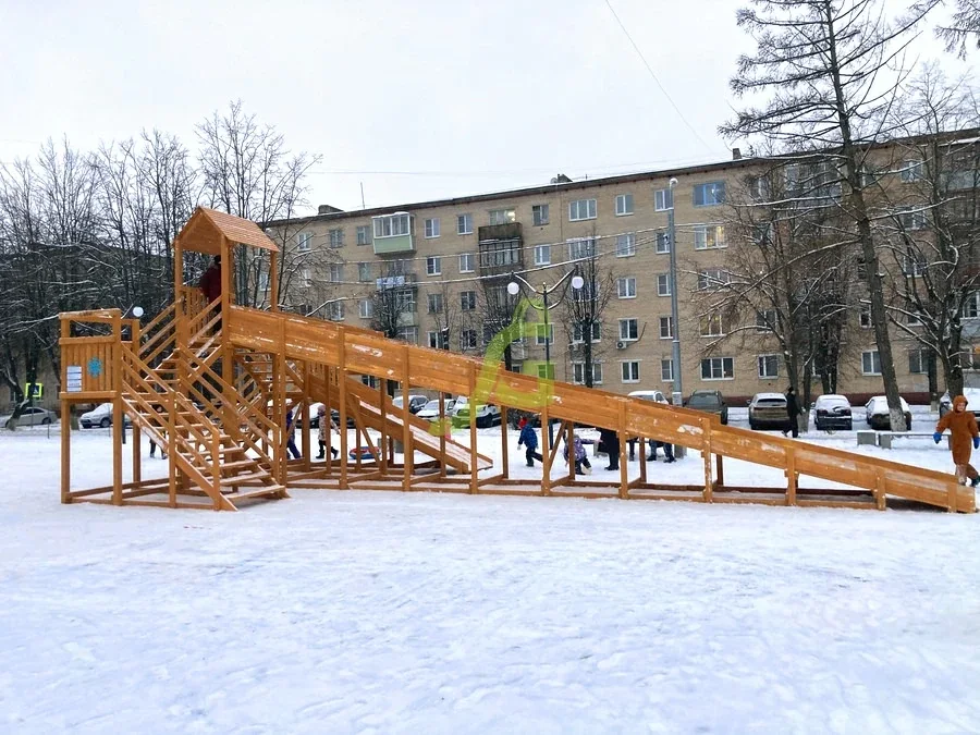 Полная конструкция зимой сбоку