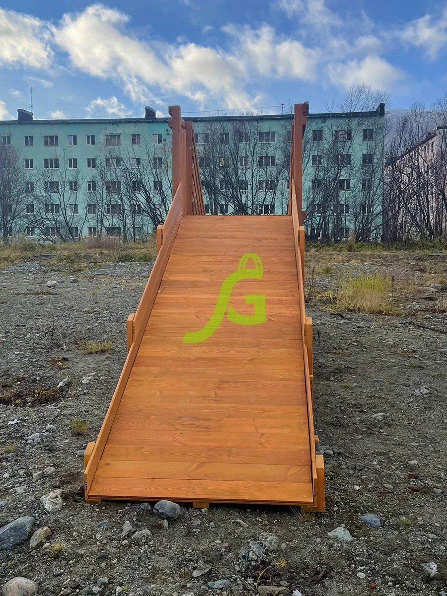 Скат спереди