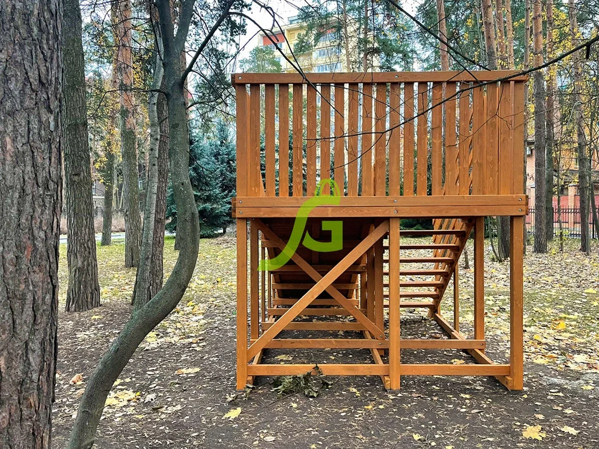 Задняя площадка и опоры