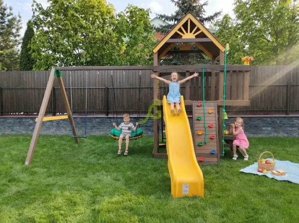 Шато 2 с трубой (домик) мод.1 - детская деревянная площадка 3.70 x 4.55 x 5.40 м, возраст 3-12 лет